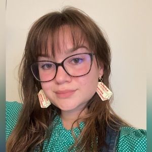 Meet your Posher, Madison